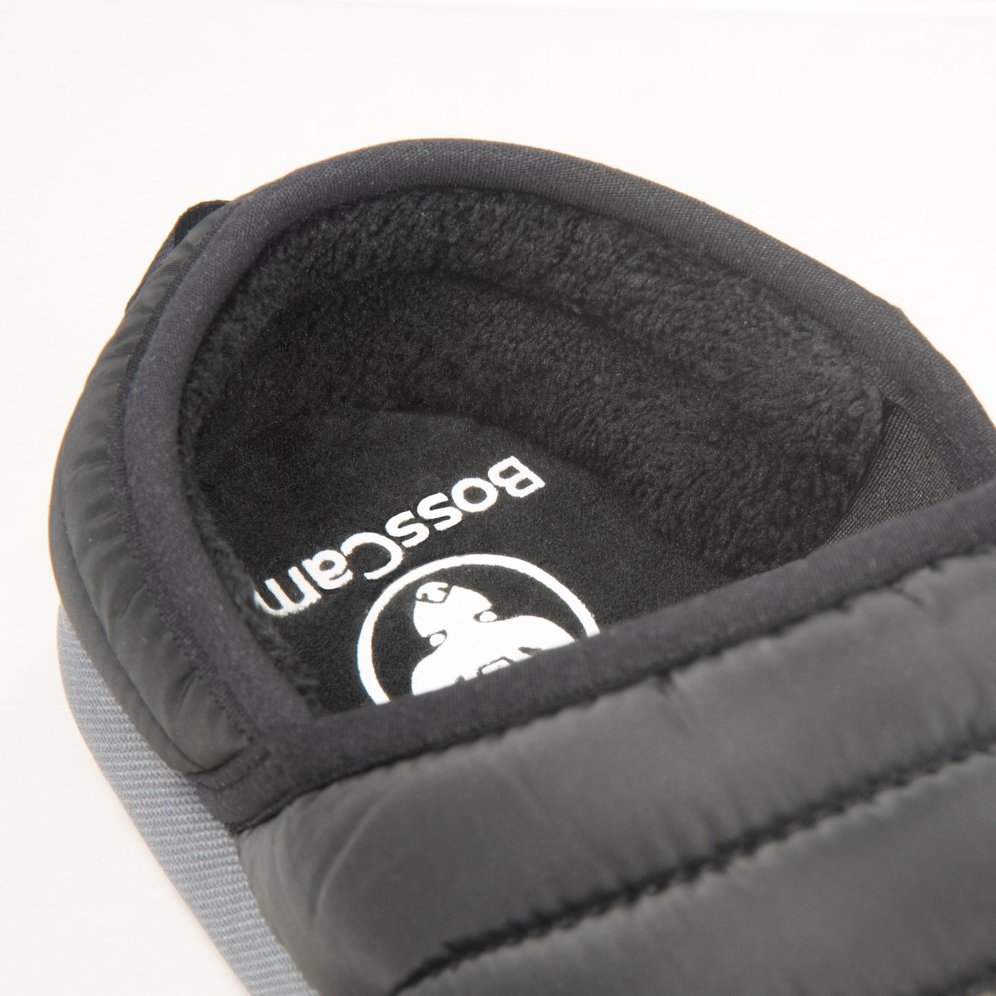Pantufla Térmica SoftShoes Quintay Adulto Negro